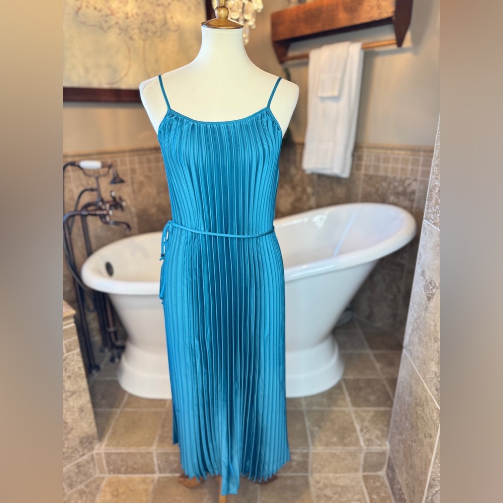 NWT Sam Edelman Satin Plisse Tie pleated Dress in teal , industrial green Size S
